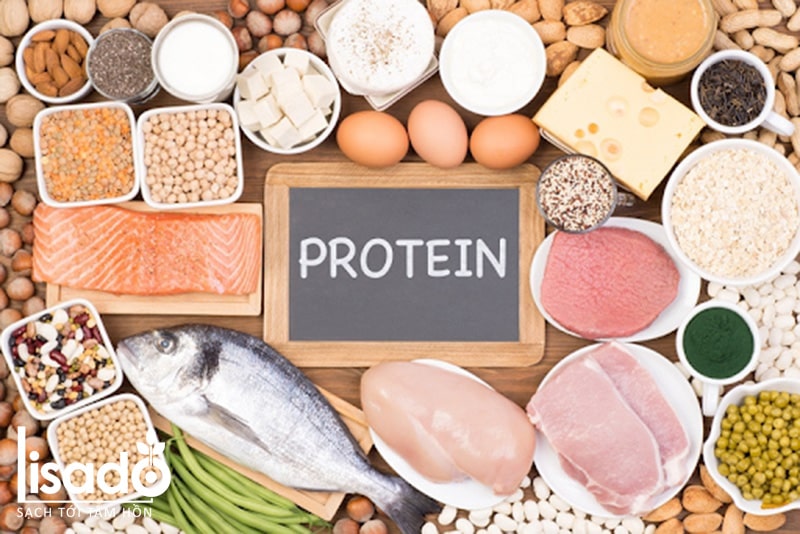 Protein nên được bổ sung mỗi ngày thông qua con đường ăn uống